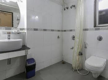 Fabhotel Sai Prasad Apartments 뭄바이 외부 사진